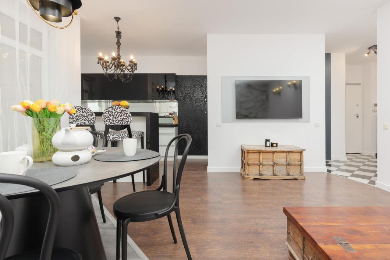 Blonia Wilanowskie Apartment Warsaw By Noclegi Renters Dış mekan fotoğraf